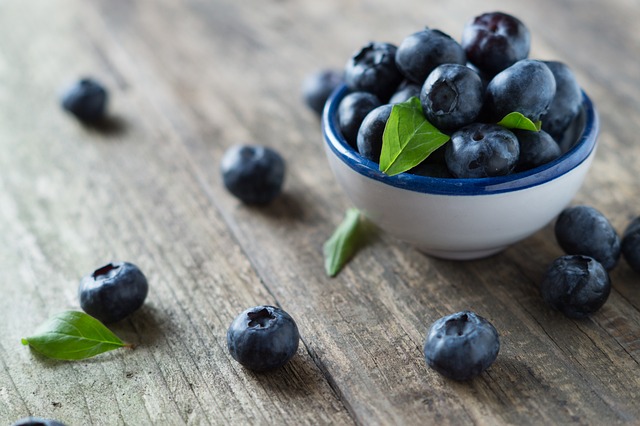 蓝莓 水果 食物 - 上的免费照片
