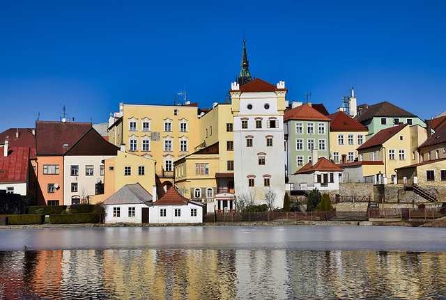 Jind?ich?v Hradec 池塘 城堡 - 上的免费照片
