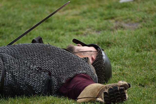 战士 堕落 战斗 - 上的免费照片