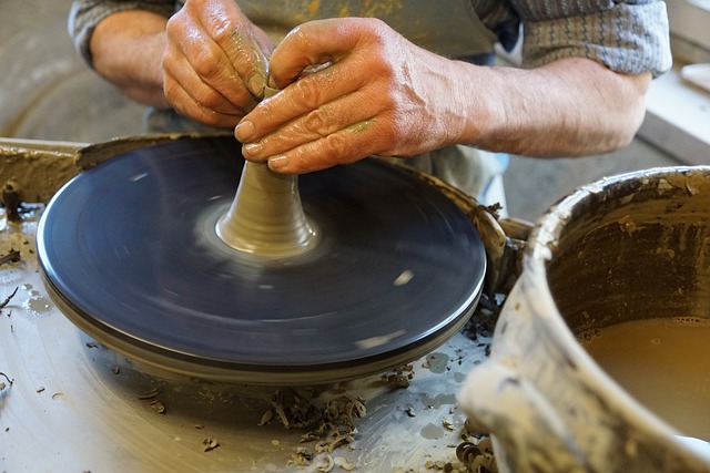 工作 陶艺家 手 - 上的免费照片