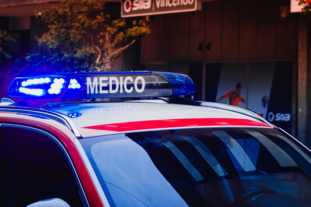 医生 汽车 急救车 - 上的免费照片