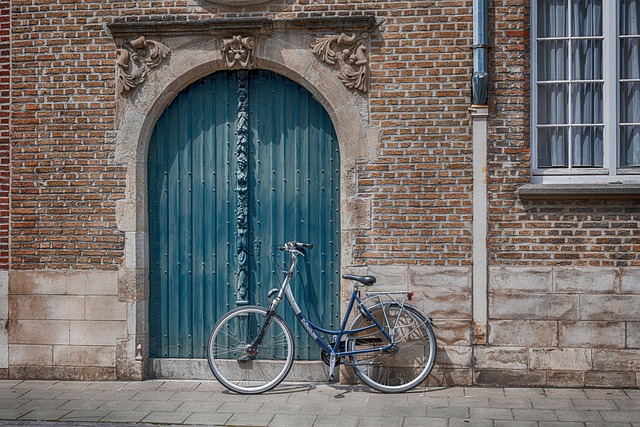 自行车 墙 砖 - 上的免费照片