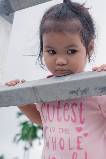 孩子 泄漏 在童年 - 上的免费照片