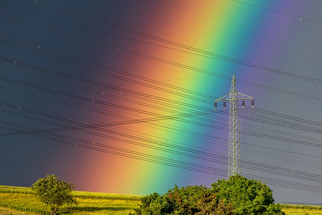 彩虹 草地 电线杆 - 上的免费照片