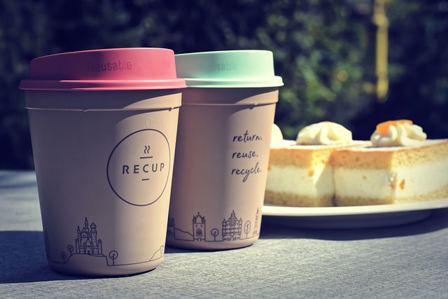 Recup 咖啡去 塑料杯 - 上的免费照片