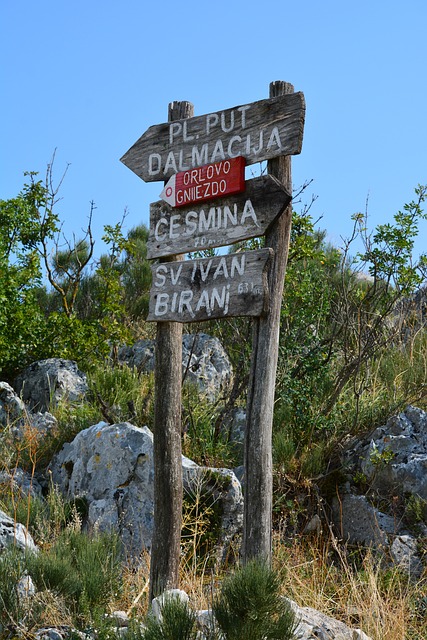 招牌 路标 指导标记 - 上的免费照片