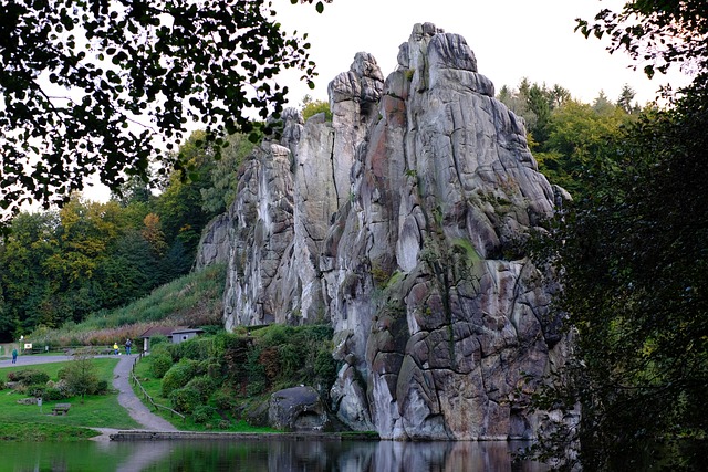 Externsteine 石头 岩石 - 上的免费照片