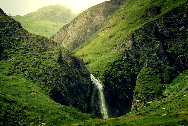 山 阿尔卑斯山 瀑布 - 上的免费照片