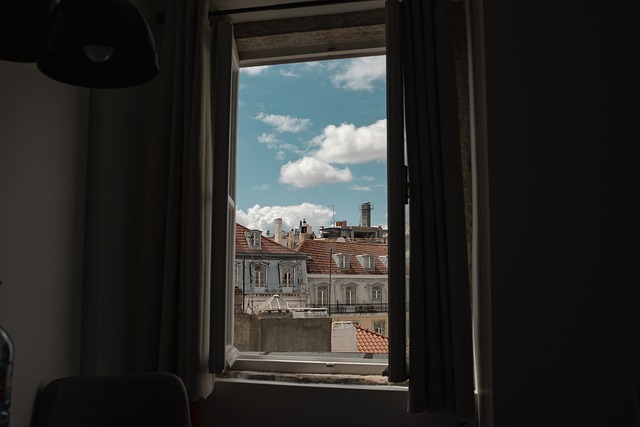 窗户 旅行 里斯本 - 上的免费照片