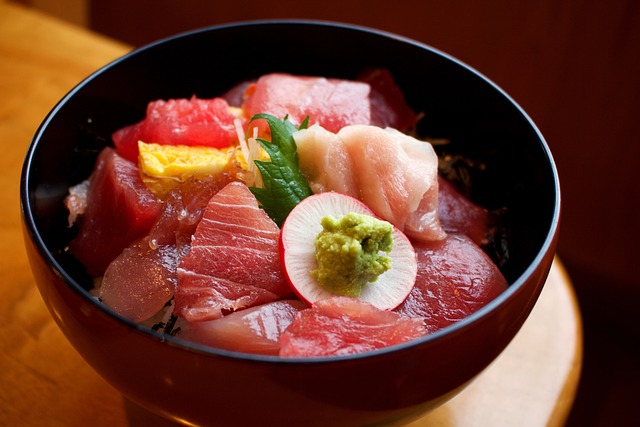 金枪鱼的饭碗 盖浇饭 日本的食物 - 上的免费照片