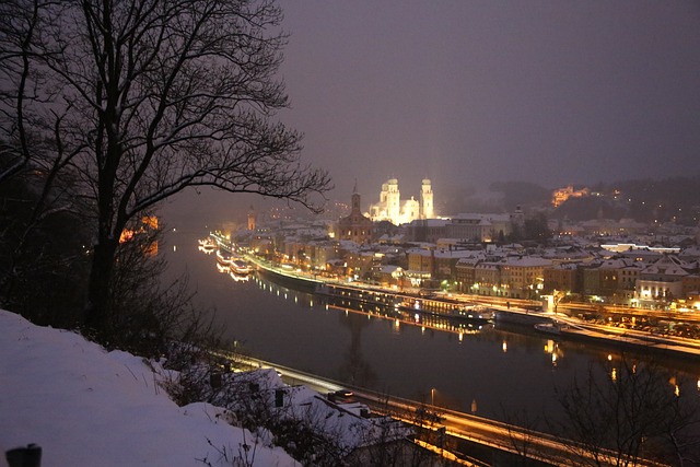 帕绍 多瑙河 城市 - 上的免费照片