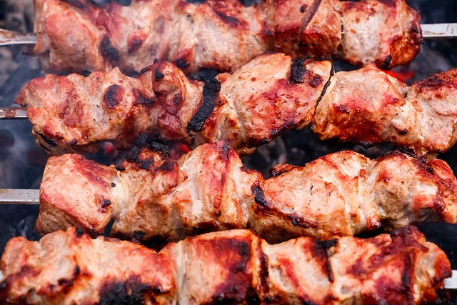 烤羊肉串 肉 火盆 - 上的免费照片