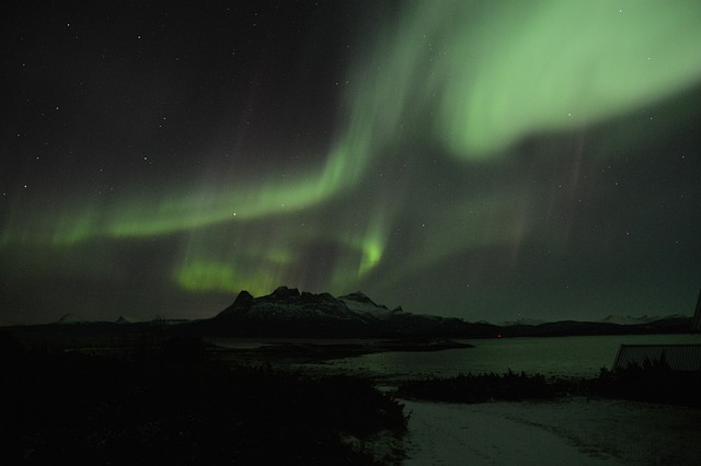 北极光 极光 夜晚 - 上的免费照片