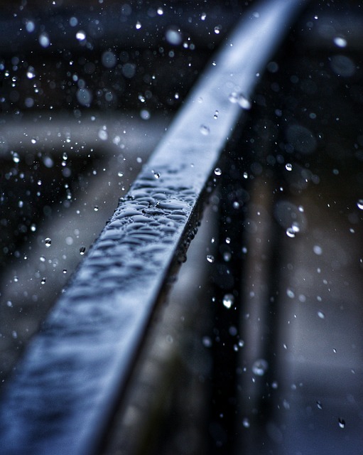 栏杆 雨 湿的 - 上的免费照片