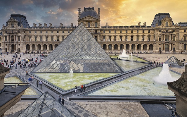 博物馆 金字塔 卢浮宫 - 上的免费照片