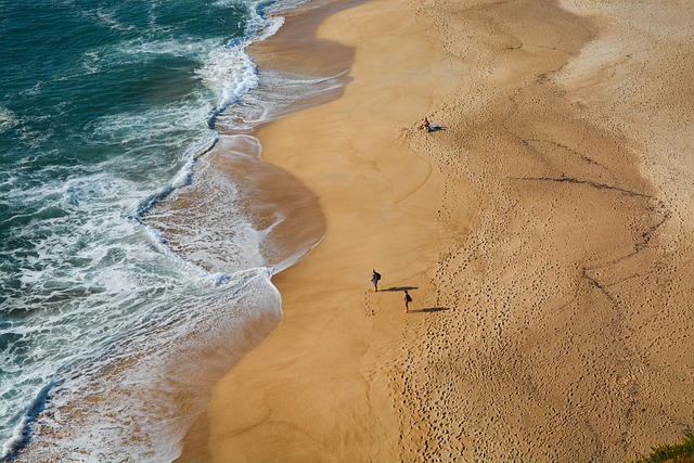 海滩 海 波浪 - 上的免费照片