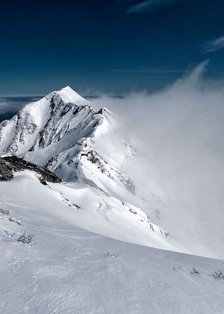 雪 山 顶峰 - 上的免费照片