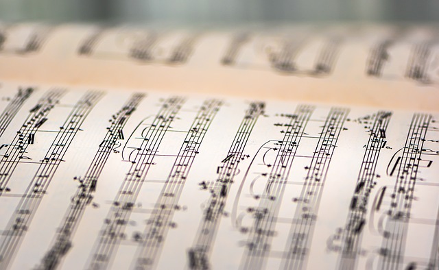 音乐书 乐谱 音符 - 上的免费照片