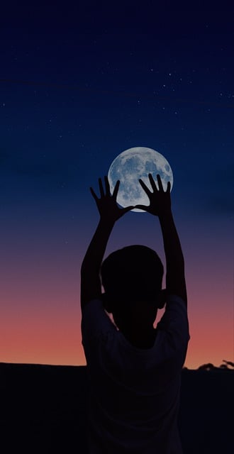 月亮 孩子 夜晚 - 上的免费图片