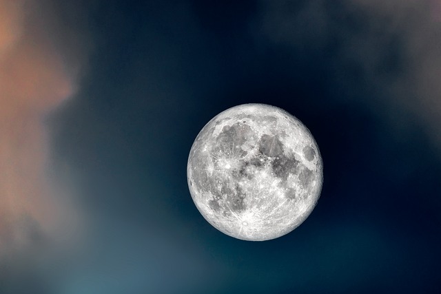 月亮 天空 夜晚 - 上的免费照片