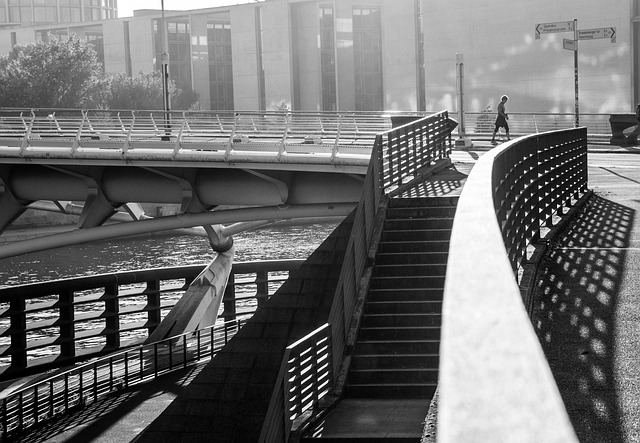 桥 城市 河 - 上的免费照片