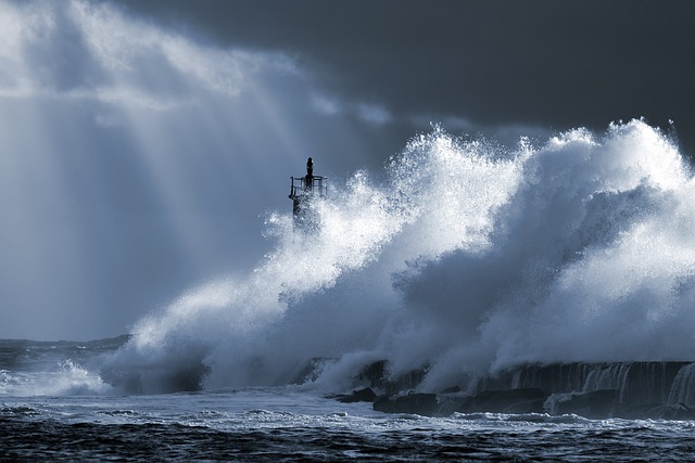 风暴 海洋 波浪 - 上的免费照片