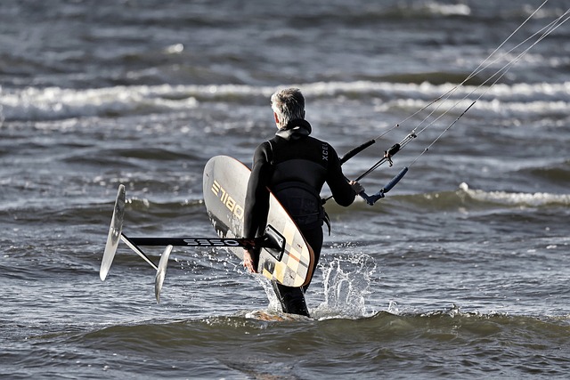 箔纸 水翼艇 Kitesurfer - 上的免费照片