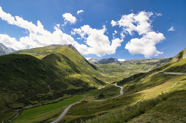 山 上阿尔卑斯山口 山路 - 上的免费照片