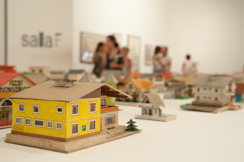 房屋微型地段的选择性聚焦摄影 · 免费素材图片