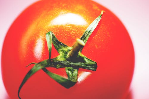 红番茄的特写摄影 · 免费素材图片