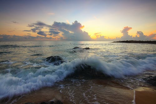 黄金时段海浪巨浪 · 免费素材图片