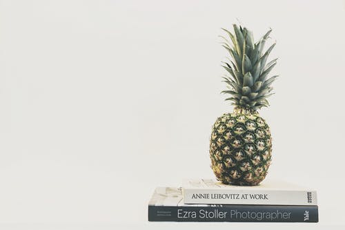 绿色和黄色菠萝 · 免费素材图片