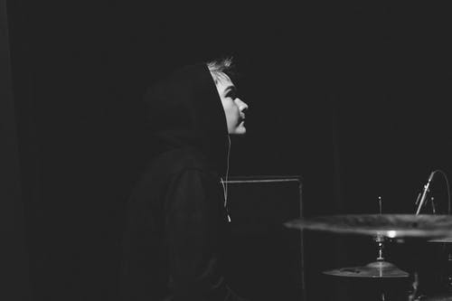 有关人, 侧面图, 仪器的免费素材图片