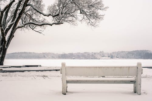 白木凳 · 免费素材图片