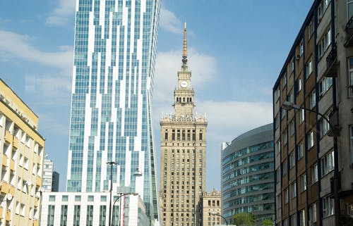 城市摩天大楼的视图 · 免费素材图片