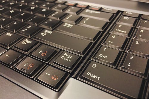 全键盘拍摄的电脑键盘 · 免费素材图片