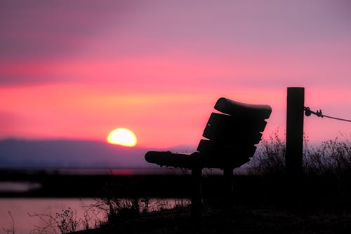 黄昏时空板凳 · 免费素材图片