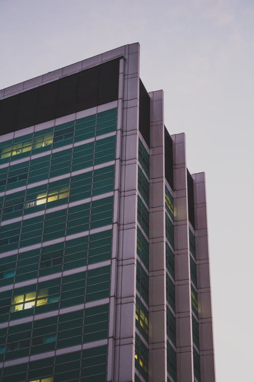 绿色高层建筑 · 免费素材图片