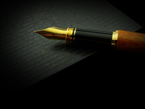 金毛笔 · 免费素材图片