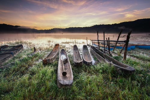 水上独木舟 · 免费素材图片