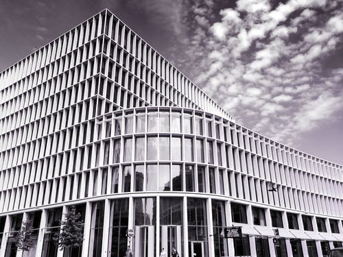 混凝土建筑 · 免费素材图片