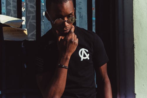 男子以自拍照 · 免费素材图片