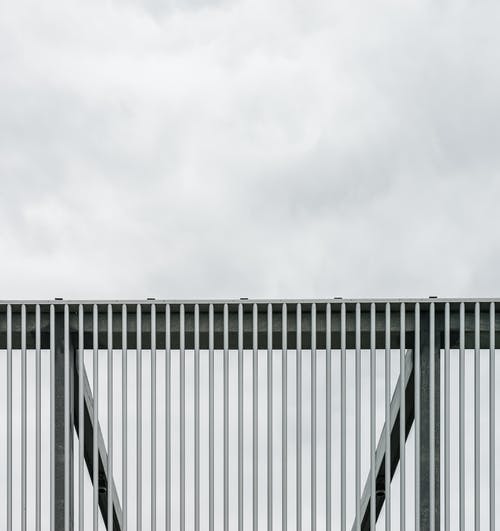 灰色金属栅栏 · 免费素材图片