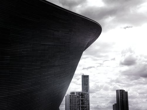 建筑灰度 · 免费素材图片