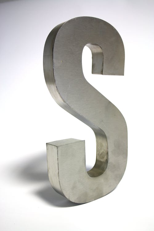 灰色金属s独立字母 · 免费素材图片