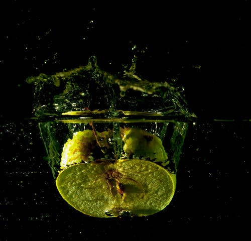 透明玻璃容器 · 免费素材图片