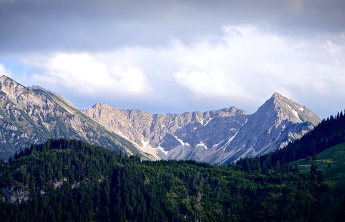 山脉的航拍 · 免费素材图片
