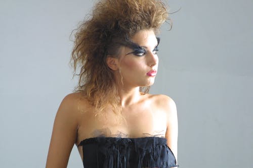 妇女的黑管 · 免费素材图片