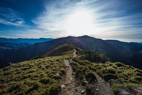 山的风景照片 · 免费素材图片