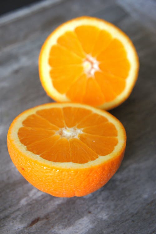 切成薄片的橙色水果 · 免费素材图片